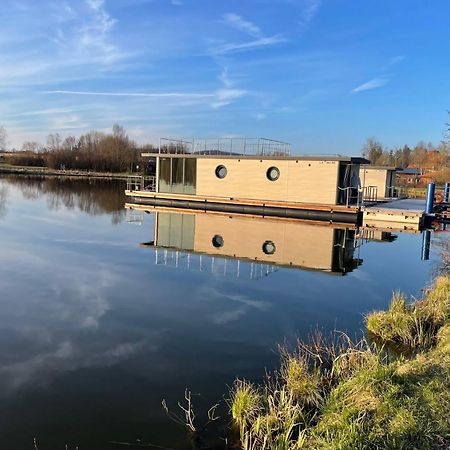 Отель Waidlerland Hausboot 1 Вальдкирхен Экстерьер фото